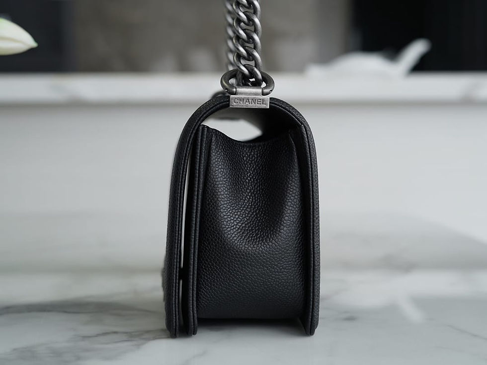 Thumbnail: 25 genuine leather big ball pattern medium flap bag silver buckle – CHL306