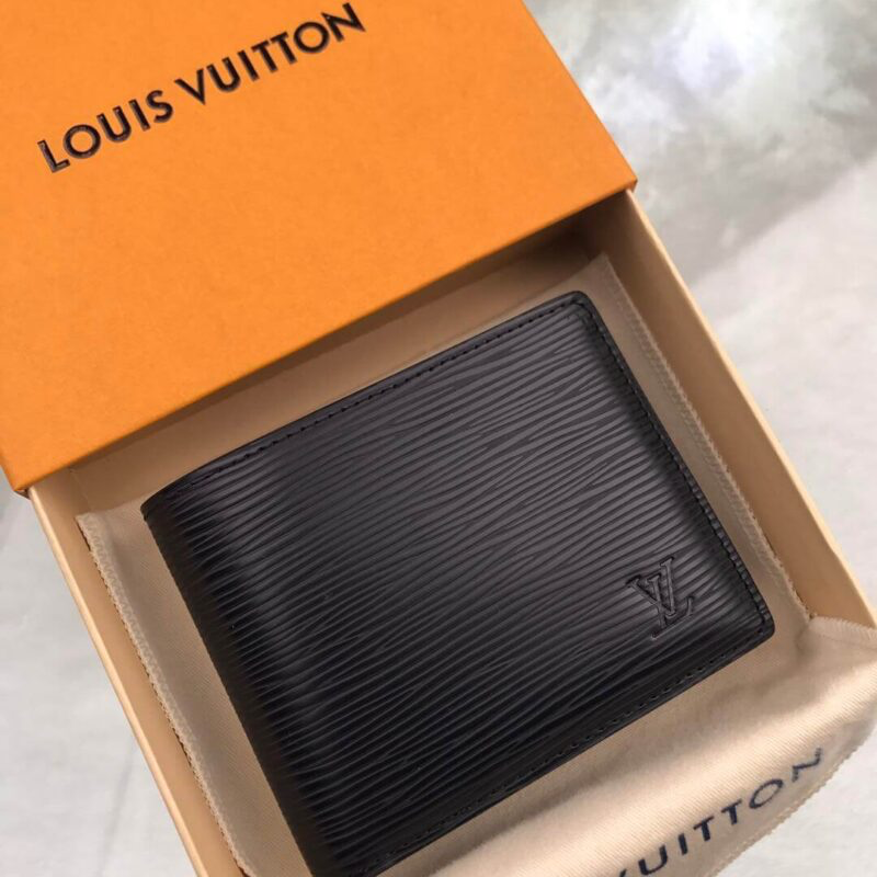 Thumbnail: Multiple Wallet – LUV1329