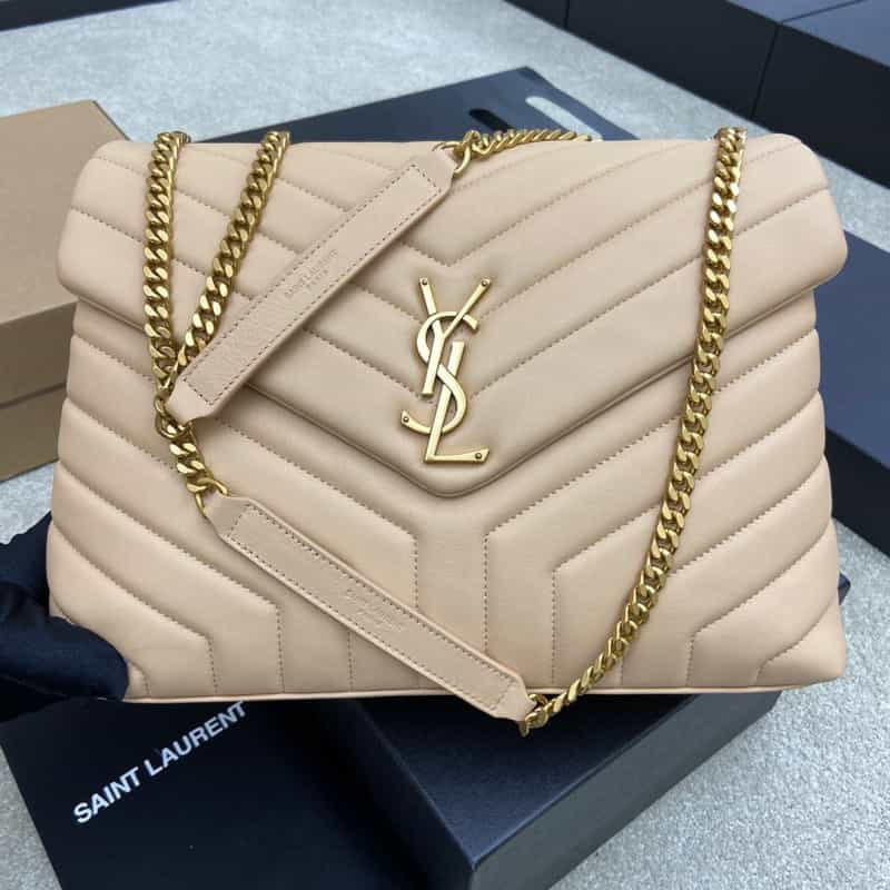 Thumbnail: soft leather shoulder bag with gold hardware – SLY54