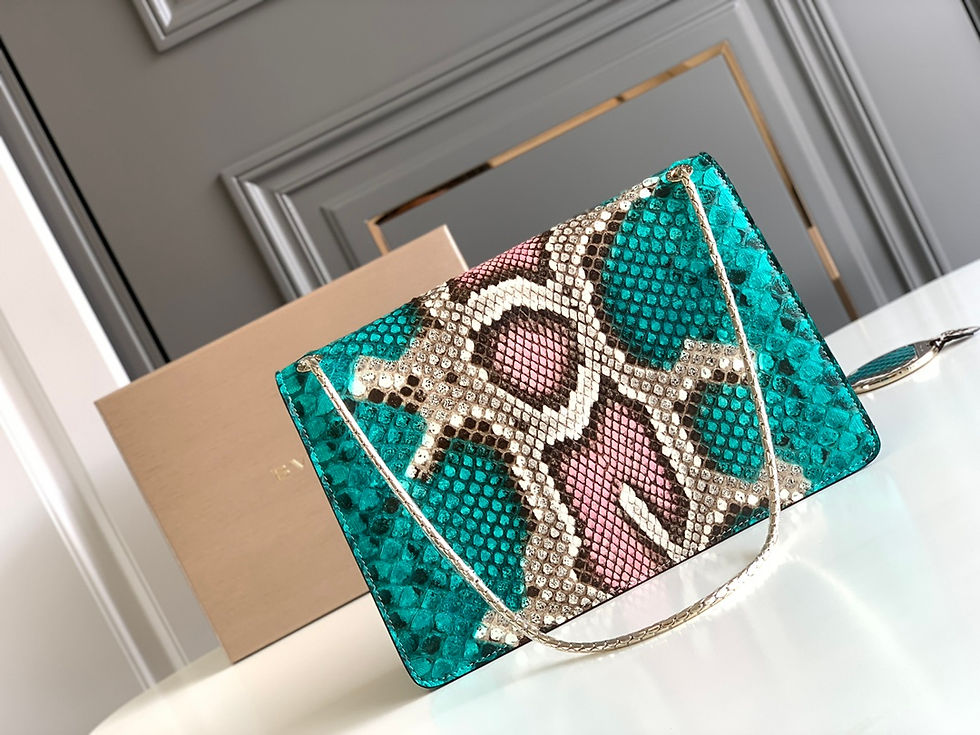 Thumbnail: Designer Bag Leather Bag BVLG