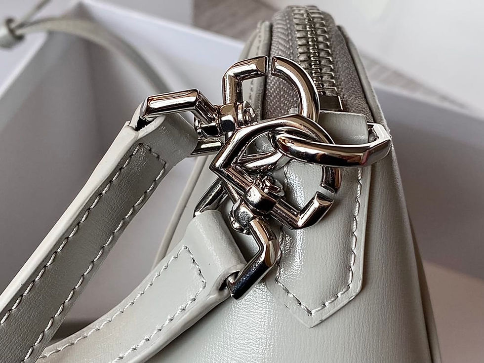 Thumbnail: Designer Bag Leather Bag GVNCHY