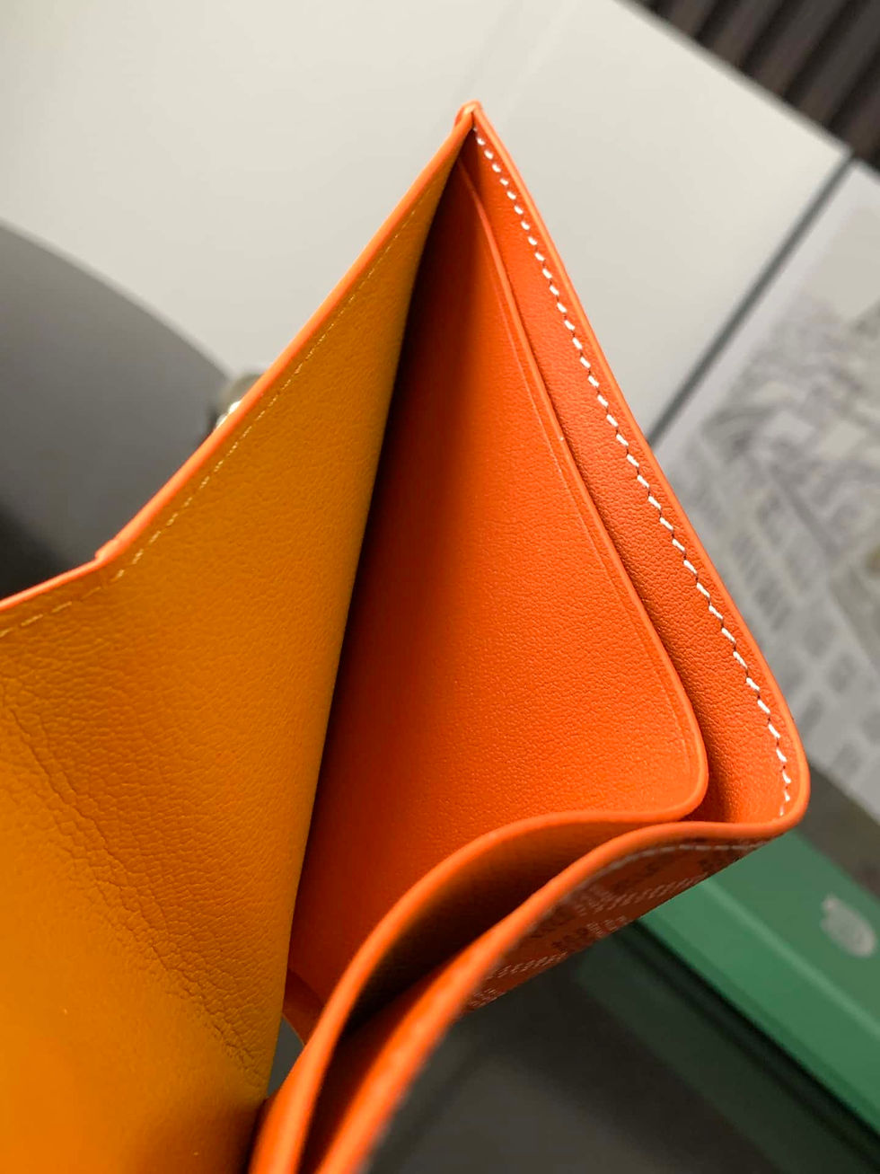Thumbnail: compact faux leather crossbody with inner divider – GOY33