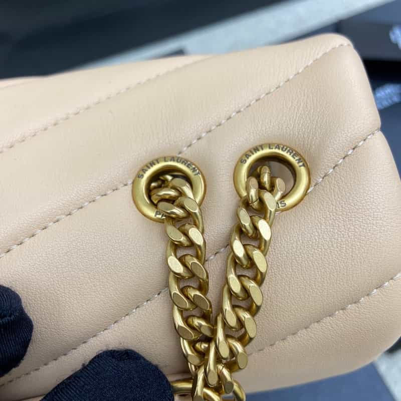 Thumbnail: soft leather shoulder bag with gold hardware – SLY55