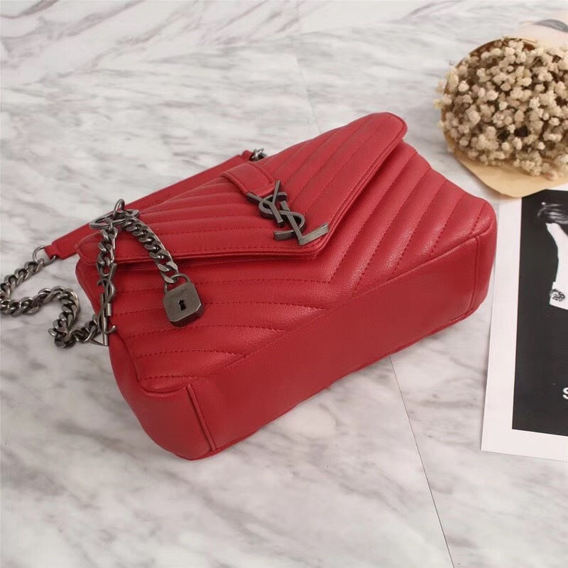 Thumbnail: soft leather shoulder bag with chain strap – SLY168