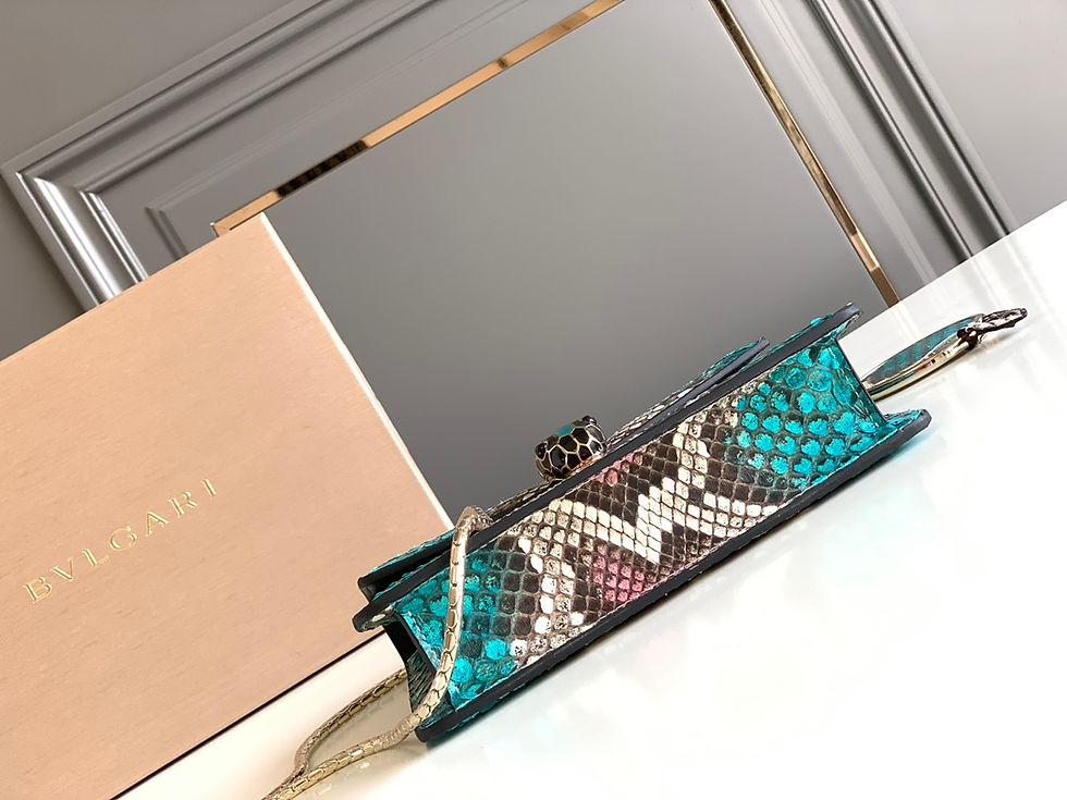 Thumbnail: Designer Bag Leather Bag BVLG