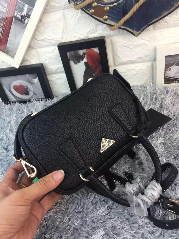 Thumbnail: New  Shoulder Bag 20*13*6 – PAR46