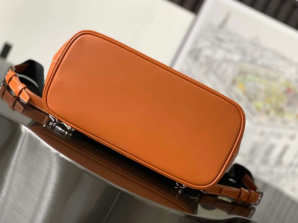 Thumbnail: modern leather backpack with chain strap – GOY97