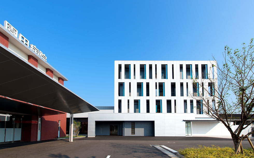 01 園田病院西棟外観.jpg