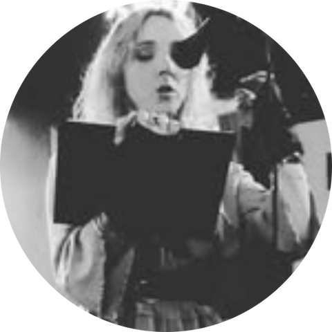 Image of Clare H, a poet in Bournemouth who offers poetry writing workshops