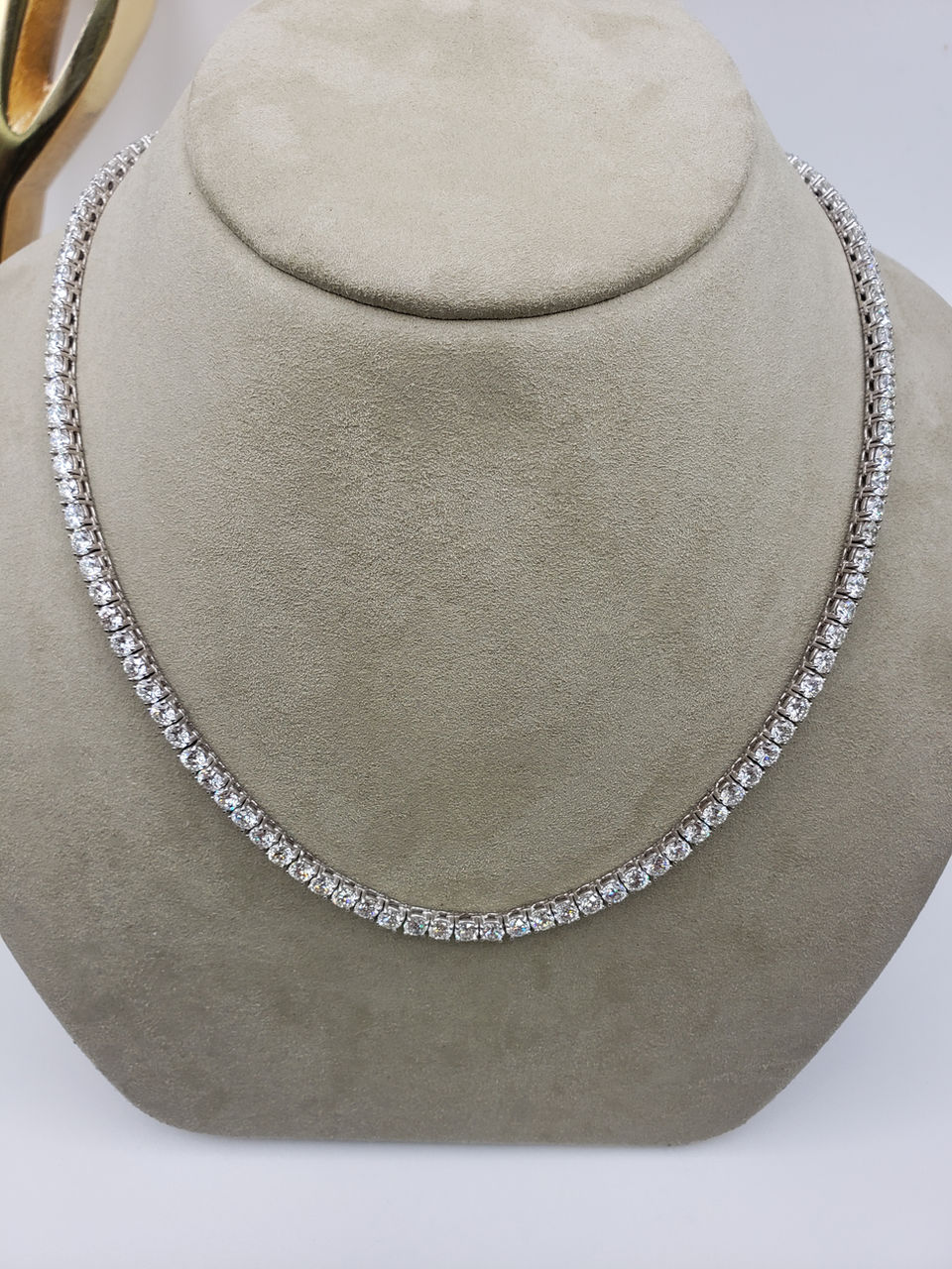11 Carat Diamond Necklace