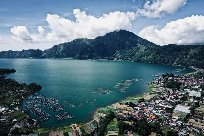 Miniatura: Výlet do vesnice Trunyan a oblasti Kintamani