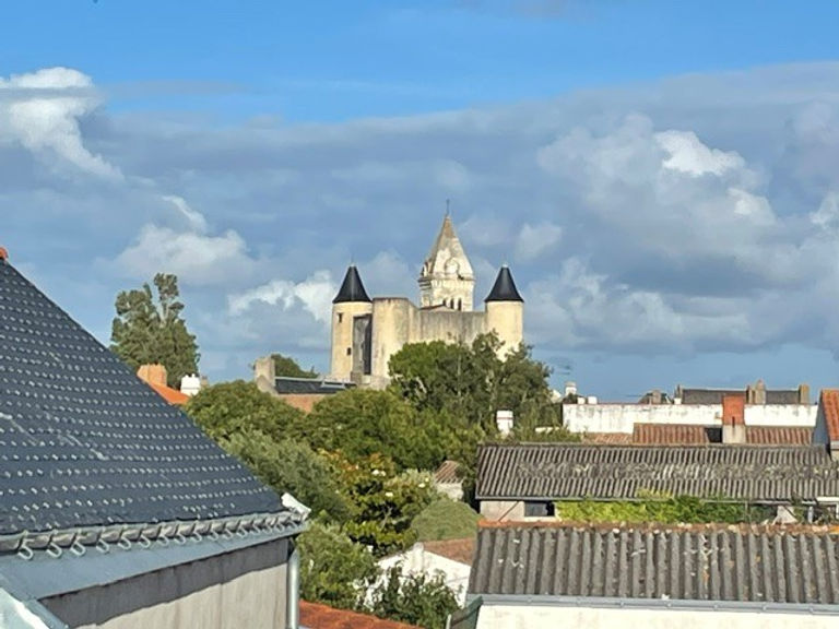 castle.jpg