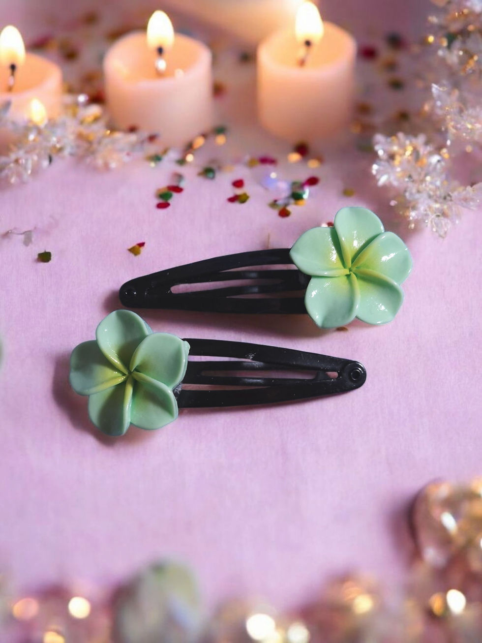 Thumbnail: Resin Blue & Green Flower Hair Clips