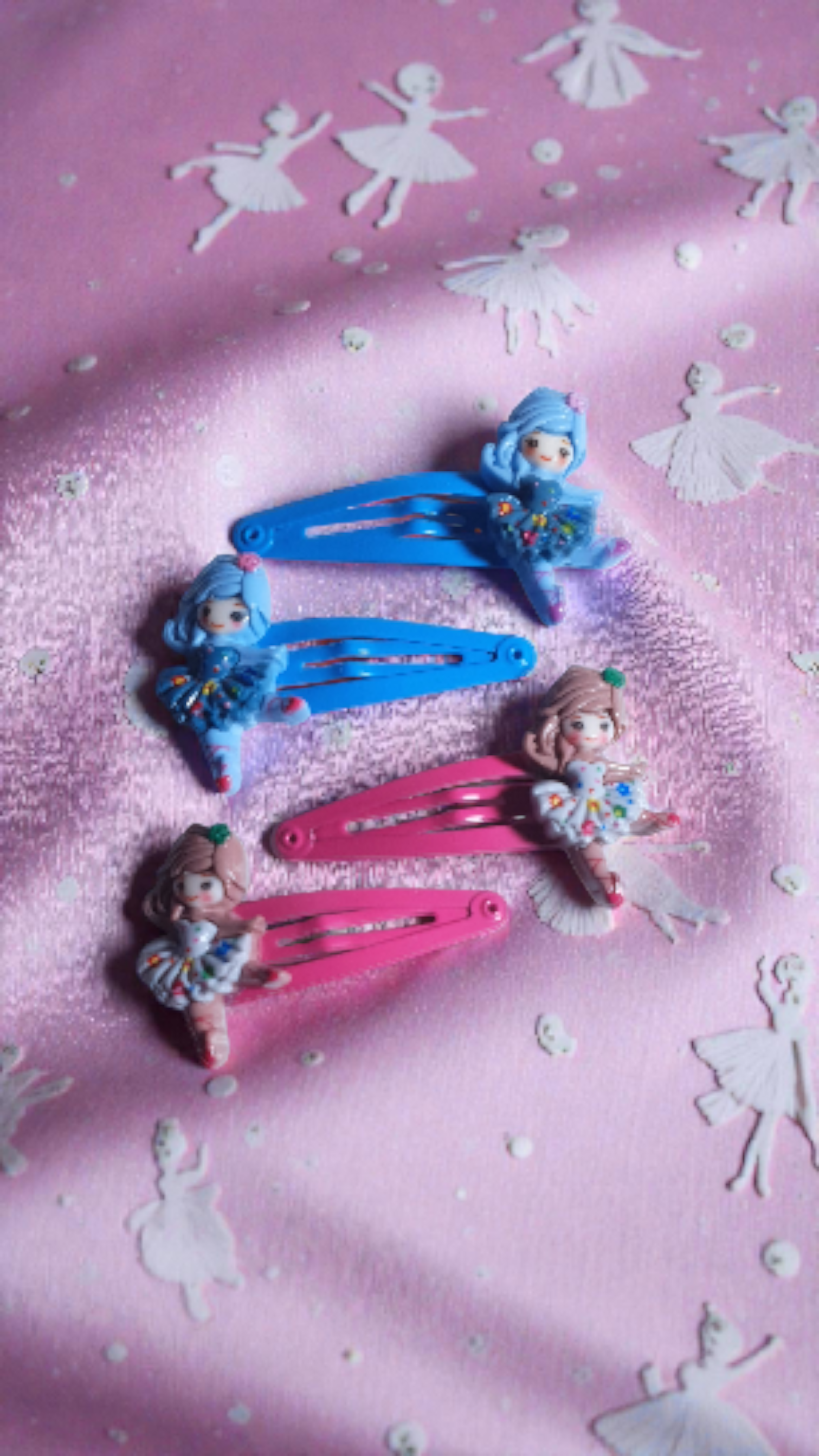 Resin Dancing Girls Hair Clips 2 pairs