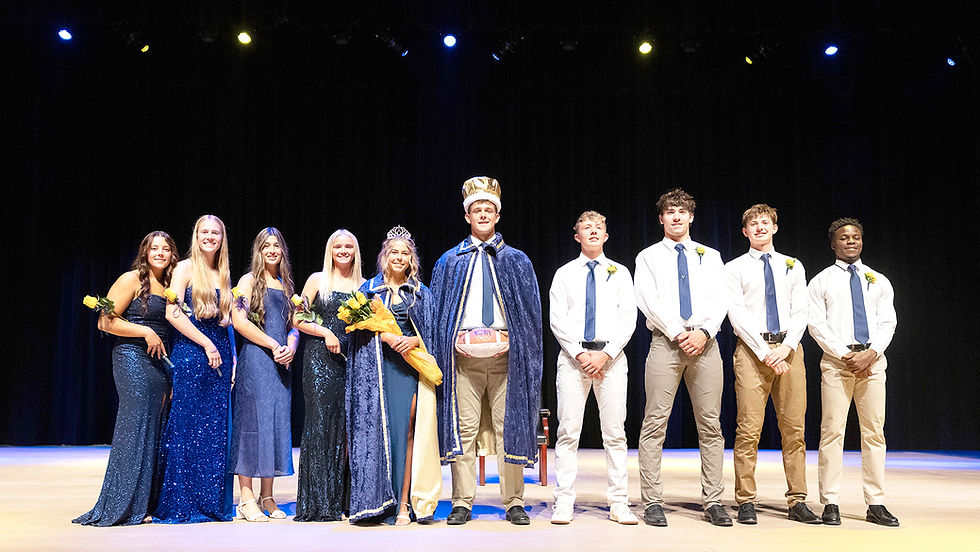 Pictured above, from left to right, Ava Opland, Meredith Decker, Emma Watson, Ellie Clayberg, Queen Jaycie Babb, King Brenner Konrad, Daschle Lowery, Chase Deboer, Carter Christensen, and Juv Banza. Photos by Wendy Sweeter