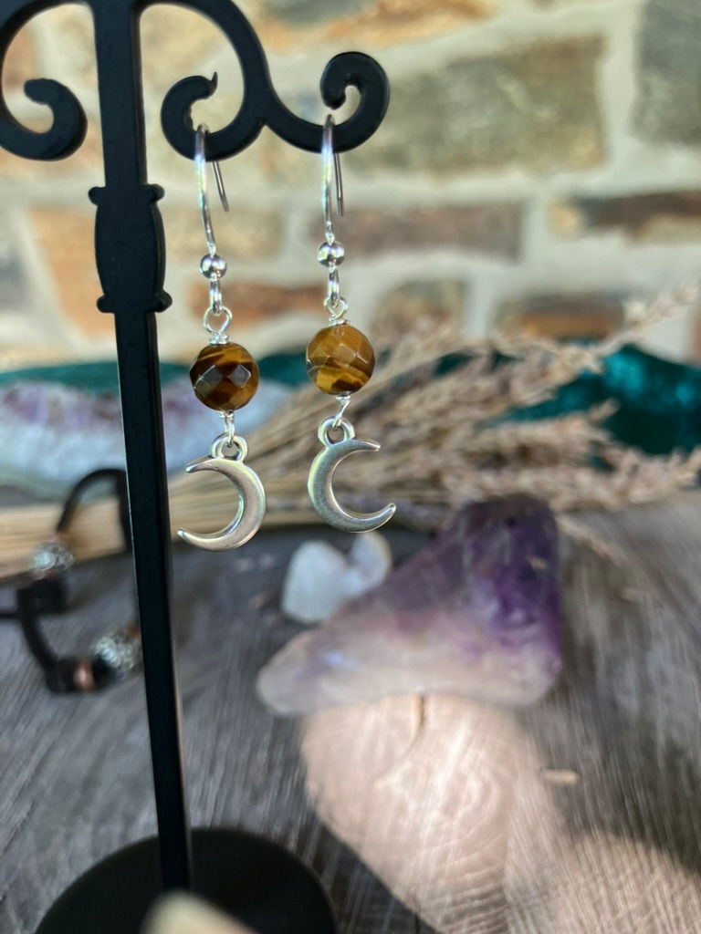 Thumbnail: Crescent Moon Celestial Earrings