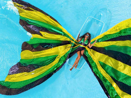 Clear Kayak Photoshoots in Montego Bay Jamaica Now Offered by Montego Bay Photographer LLC