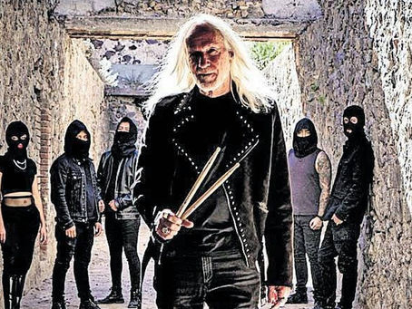 Joe Wyman  ex-Scorpions, ahora en gira por México con su grupo "The Blackouts"
