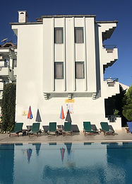 HOTEL.jpg