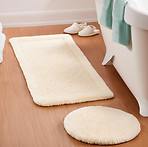 Non-Slip Bath Rugs.jpg