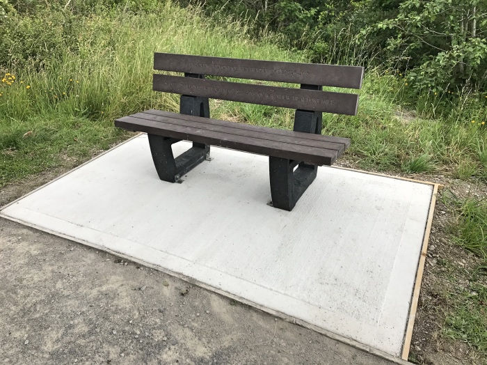 Memorial Bench 01