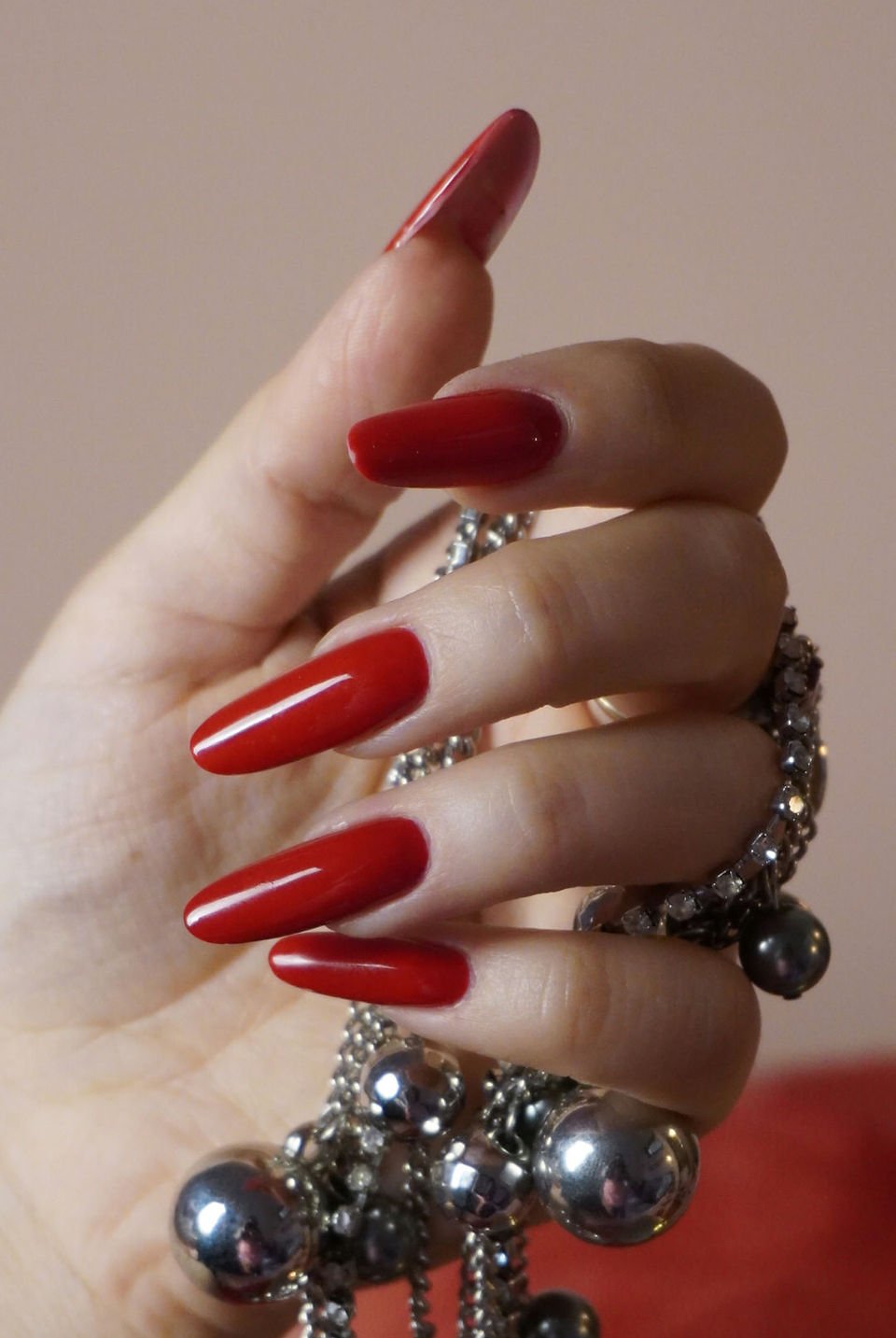 Red nail extra lucide