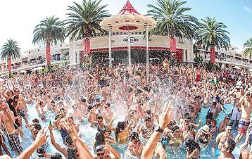 Encore-Beach-Club-Labor-day-weekend-2015.jpeg
