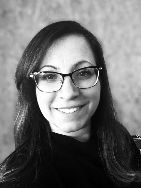 11- מיטל מיצ'ניקB.jpeg