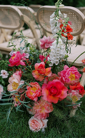 vibrant spring wedding flowers by Darling and Daughters