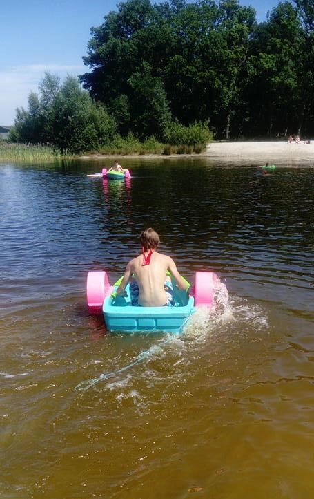Buiten zwemmen.