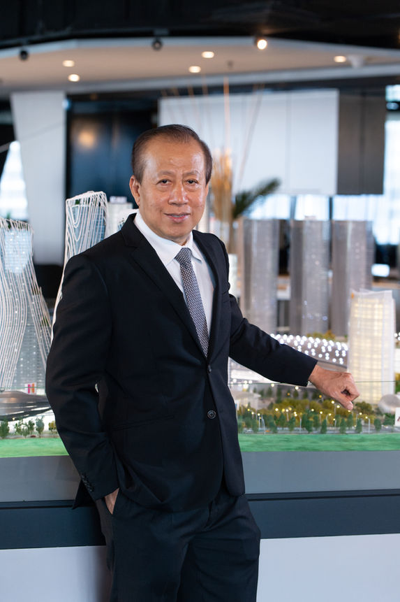 Naza TTDI CEO Corporate Photo at Naza Platinium Tower
Corporate Profile Photo by KZ Creative Photography
KL event photographer /
Kuala Lumpur event photographer