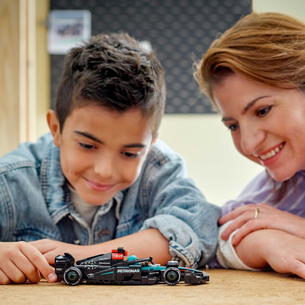 Thumbnail: LEGO Speed Champions Mercedes-AMG F1 W15 Race Car 77244