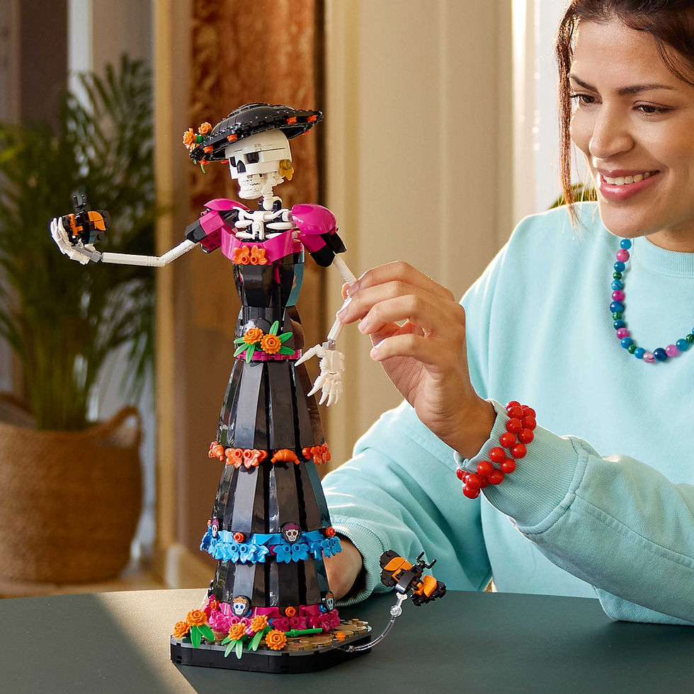 Thumbnail: LEGO Ideas La Catrina Figurine 21372