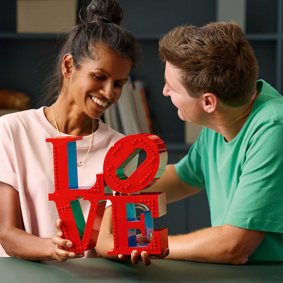 Thumbnail: LEGO ART LOVE 31214
