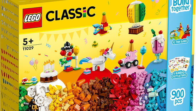 LEGO® Classic Creative Party Box 11029 (900 Pieces)