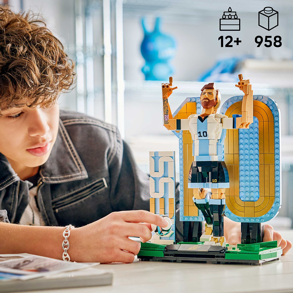 Thumbnail: LEGO Editions Lionel Messi – Soccer Legend Set 43015