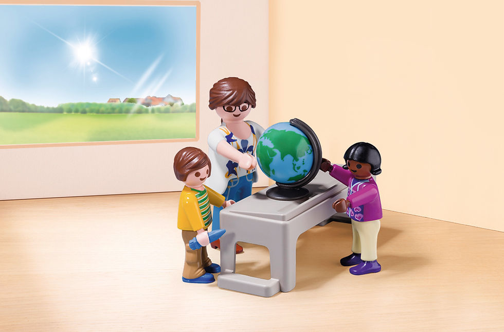 Thumbnail: PLAYMOBIL Βαλιτσάκι Maxi Σχολική τάξη 70314