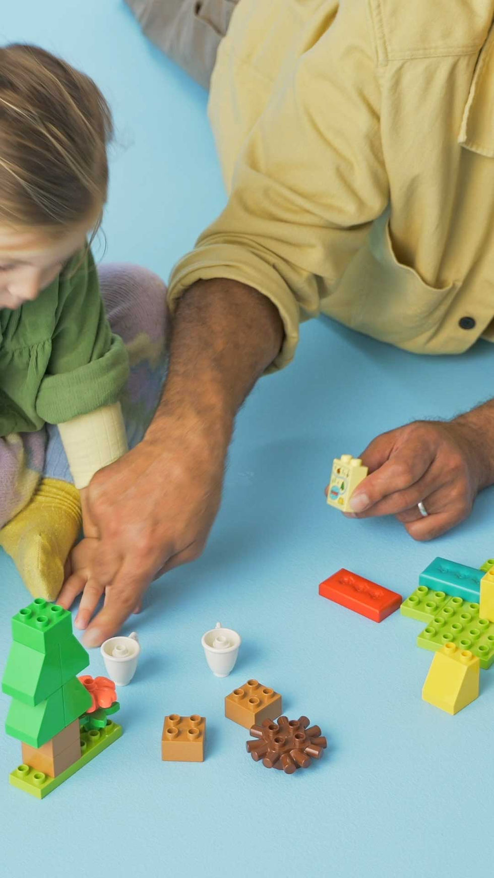 Thumbnail: LEGO DUPLO Peppa Pig Camping Trip 10452