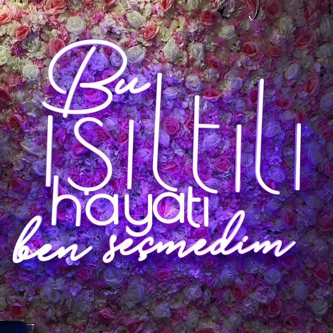 Bu Işıltılı Hayatı Ben Seçmedim Neon Led Tabela