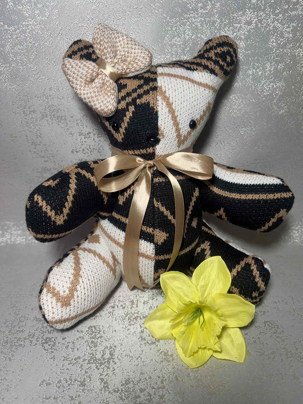 Thumbnail: Signature Bear