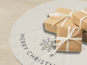 Top 10! Light Champagne Snowflake Tree Skirt