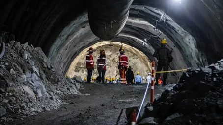Antioquia impulsa el mayor programa de pavimentación vial de su historia reciente.