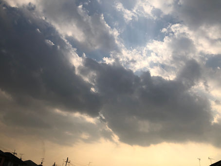 日本発祥の靈氣ヒーリング ~胸やけがなくなりました~