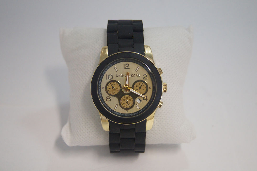 Miniatura: Reloj Michael Kors Negro y Dorado Folio:1-2016-49.