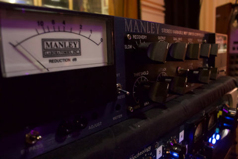 Manley Stereo | Lucky Run Studio
