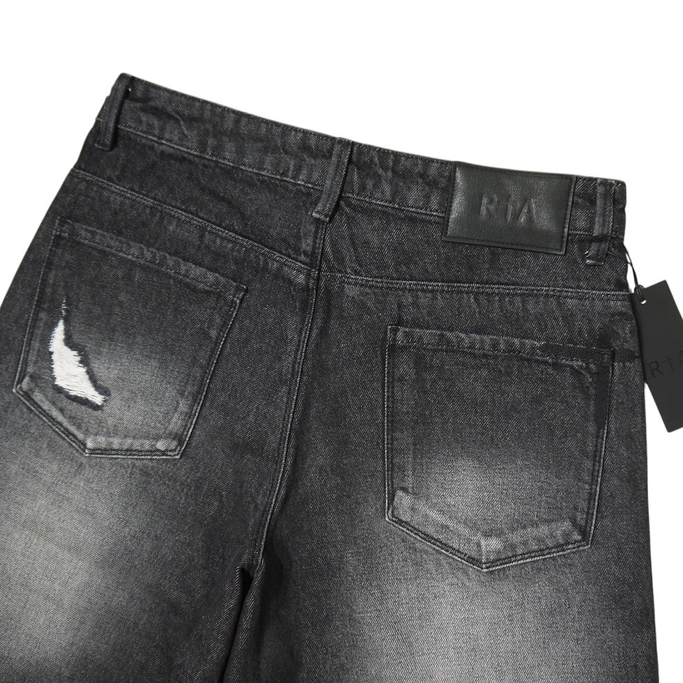 サムネイル： "RtA" Gustavo Bermuda Side Cross Jorts (Fray Noir)
