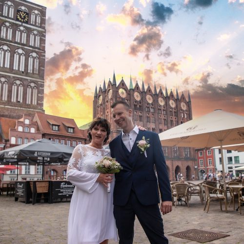 Heiraten in Stralsund, Standesamt Rathaus der Hansestadt Stralsund, Hochzeitsshooting Johanneskloster, Hochzeitsfotografie Stralsund