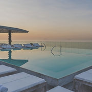 005077-10-hotel fasano rio de janeiro - rooftop pool -3-_edited.jpg