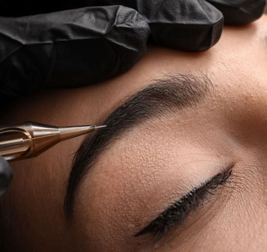 BROW MICROPIGMENTATION