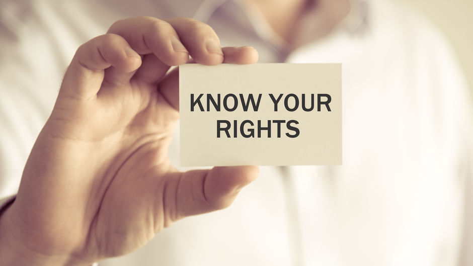 KNOW YOUR RIGHTS. What to do when U.S. Immigration and Custom Enforcement Comes Knocking